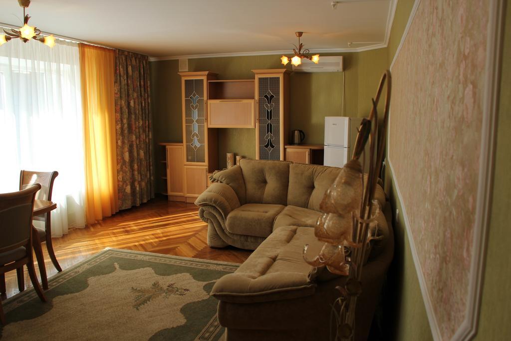 Hotel Ukraine Житомир Екстериор снимка