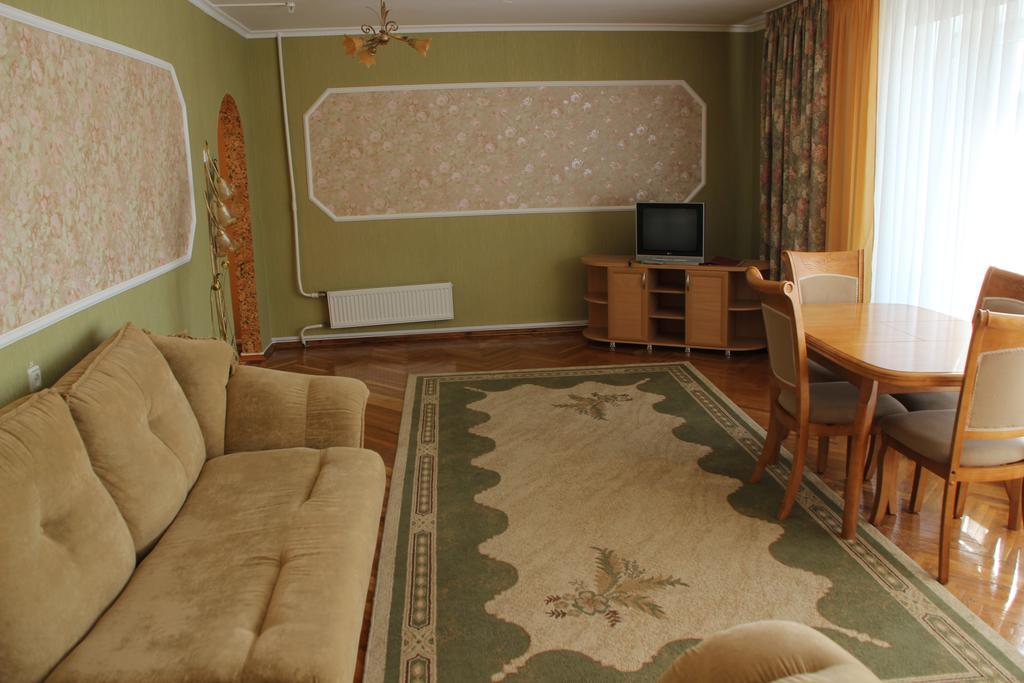 Hotel Ukraine Житомир Екстериор снимка