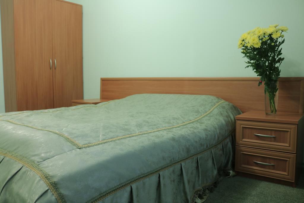 Hotel Ukraine Житомир Екстериор снимка